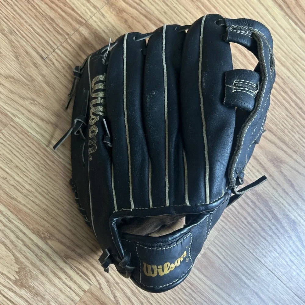 Wilson Signature Model A2174 Black Leather Baseball Glove Kevin McReynolds RHT